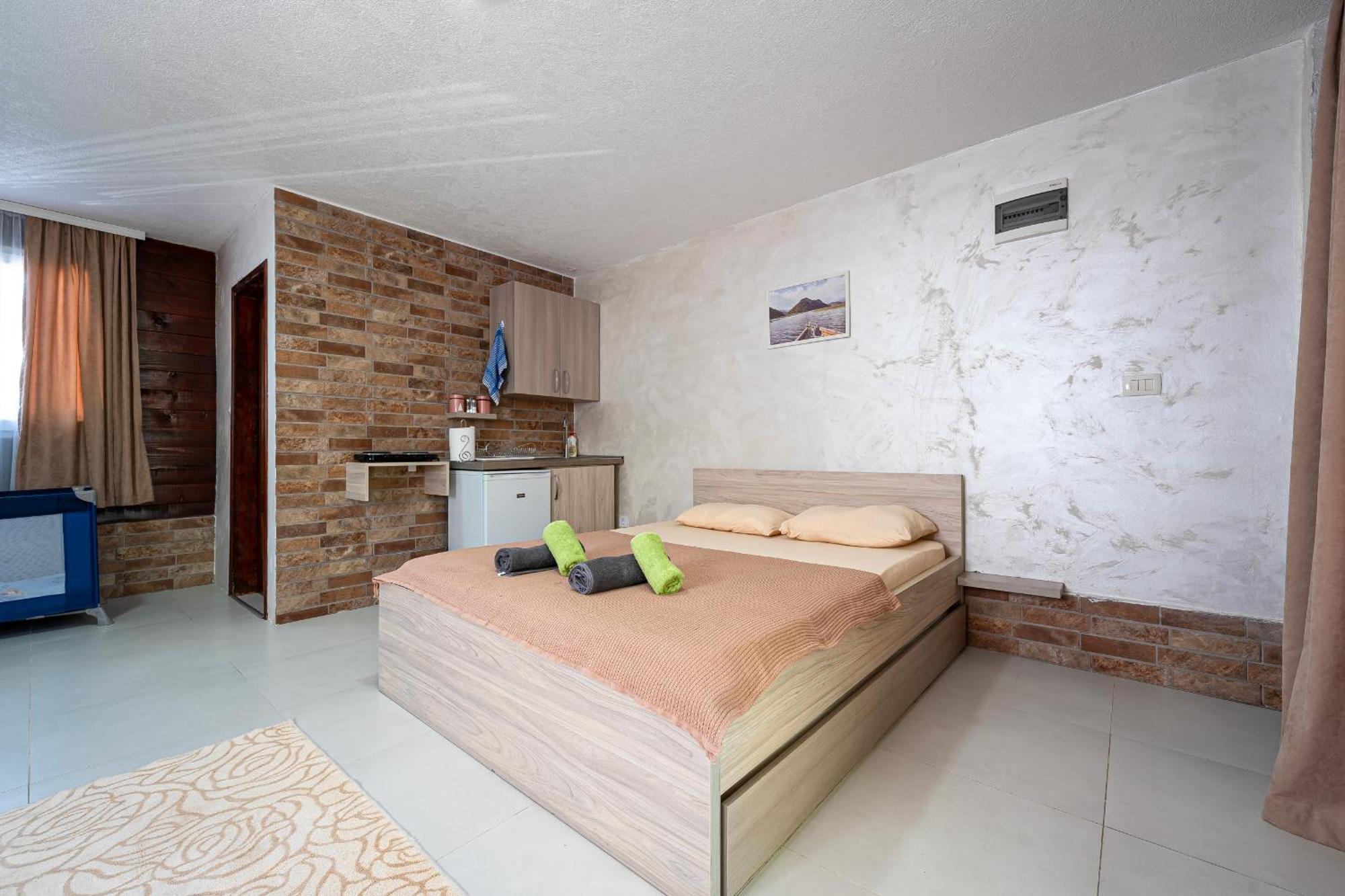 Apartments Obala Podgorica Exterior photo